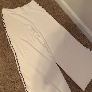 Zara Pants - Zara knit pants with black detail Zara Pants - Zara knit pants with black detail